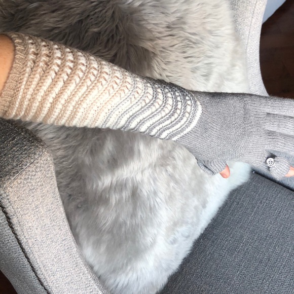 GORGEOUS CALVIN KLEIN CONVERTIBLE LONG GREY GLOVES - Picture 4 of 8